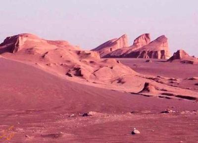 ماجراجویی در ریگ جن ماجراجویی در ریگ جن